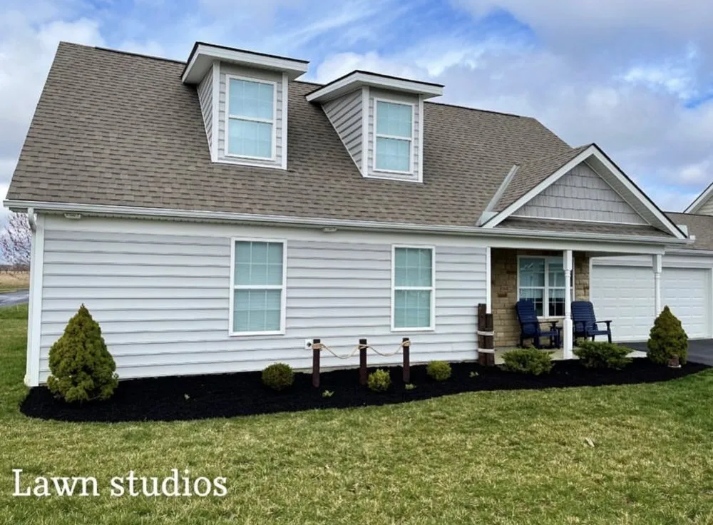 Local yard maintenance in Columbus, OH - Lawn Studios Landscaping