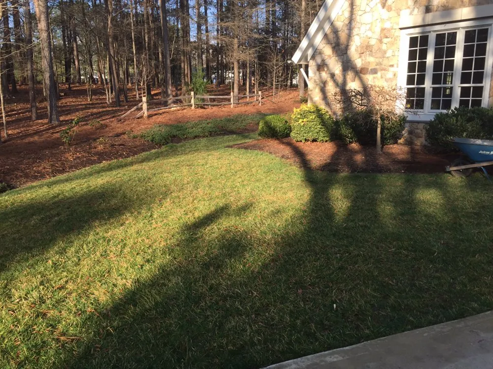Trusted garden landscaping experts serving Chapel Hill, NC - Lawn Tailors