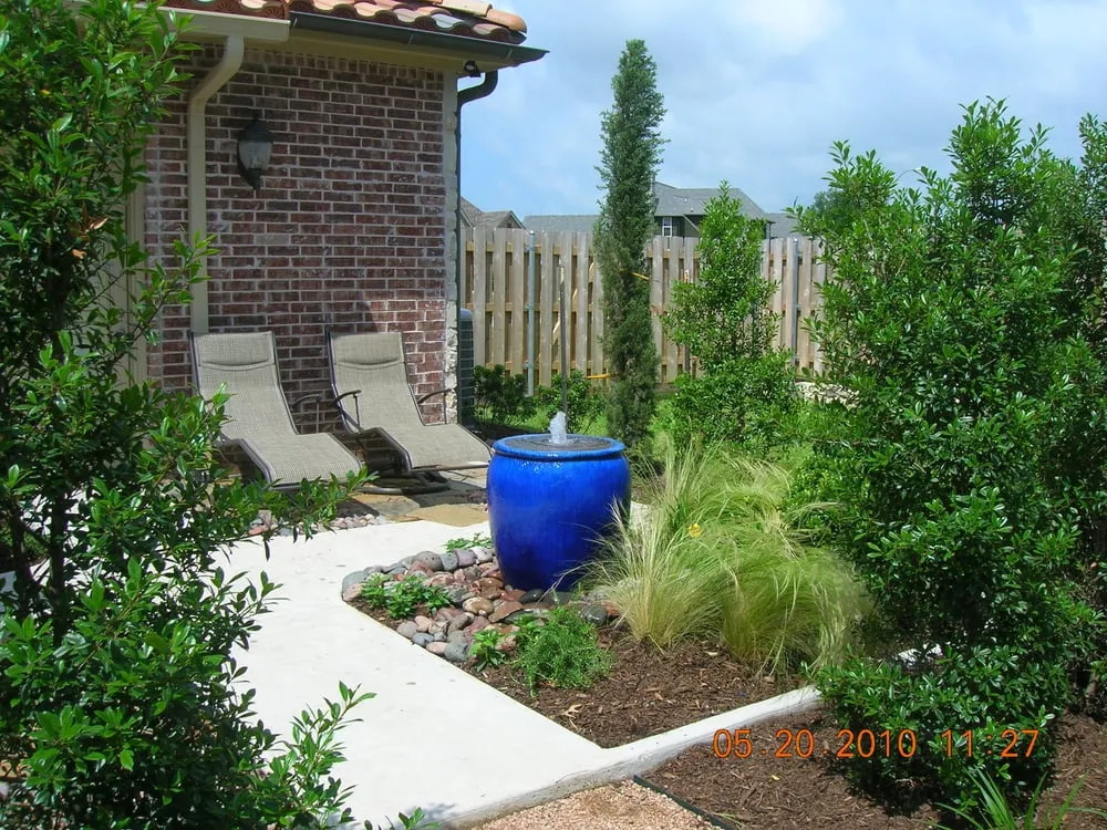 Custom yard cleanup service for homes in Cleburne, TX by Lawn Tech