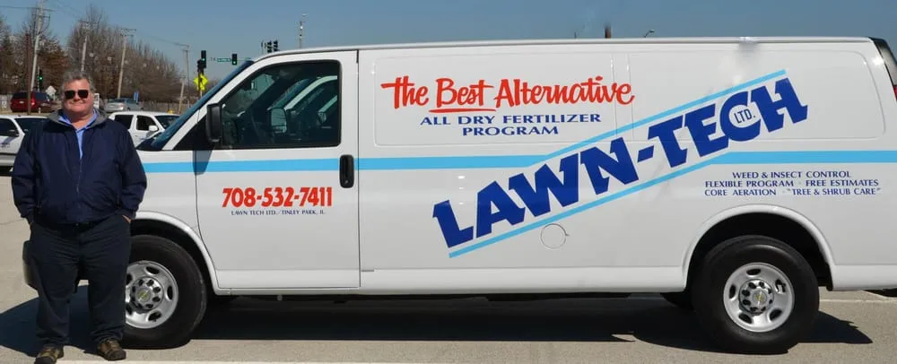 Professional residential landscaping experts serving Tinley Park, IL - Lawn-Tech