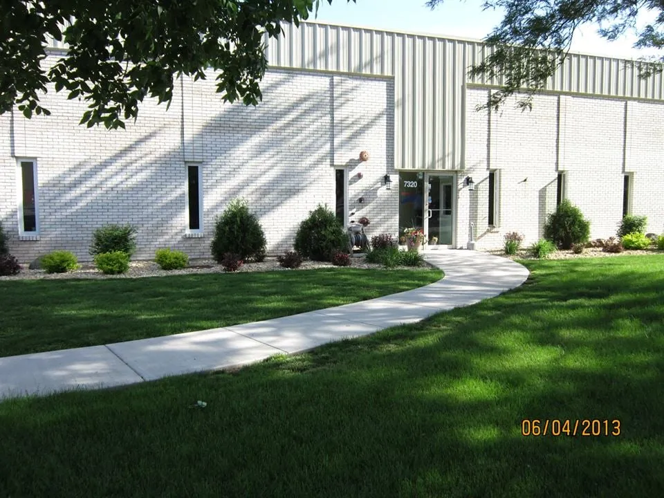 Affordable landscaping services in Tinley Park, IL - Lawn-Tech