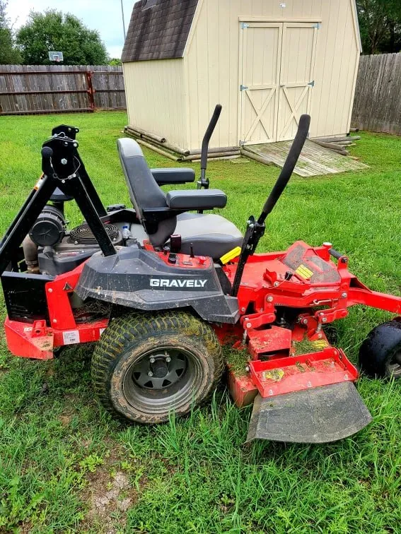 Affordable lawn mowing service experts serving Austin, TX - Lawn Tom Services