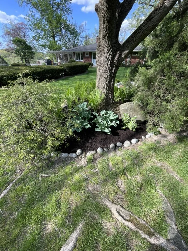 Local outdoor landscaping in Shelbyville, IL - Lawn-Trepreneurs