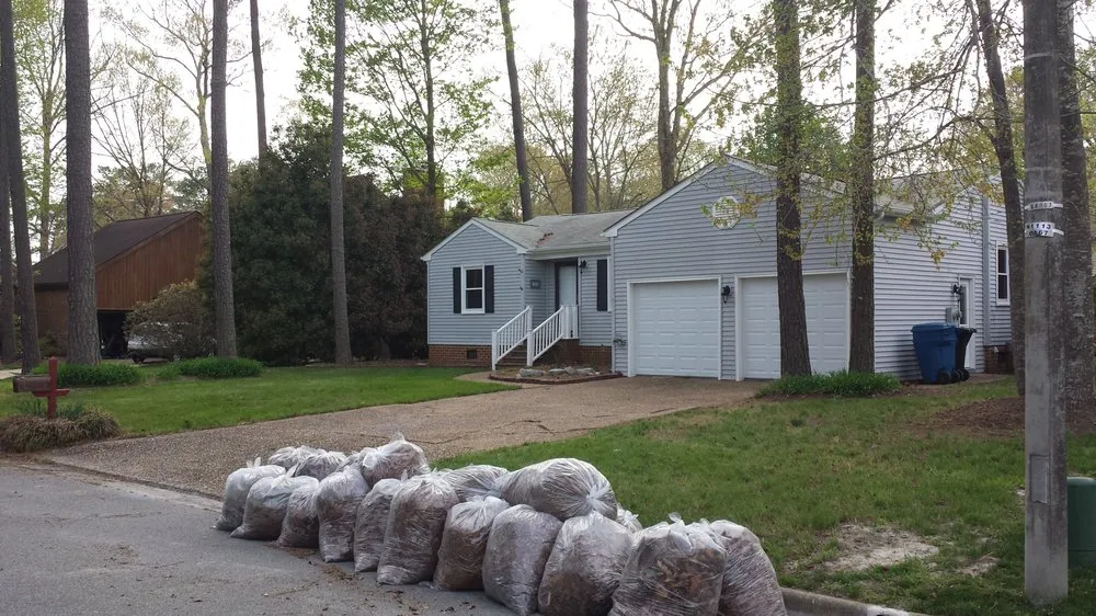 Expert lawn mowing service in Virginia Beach, VA - Lawn Visions