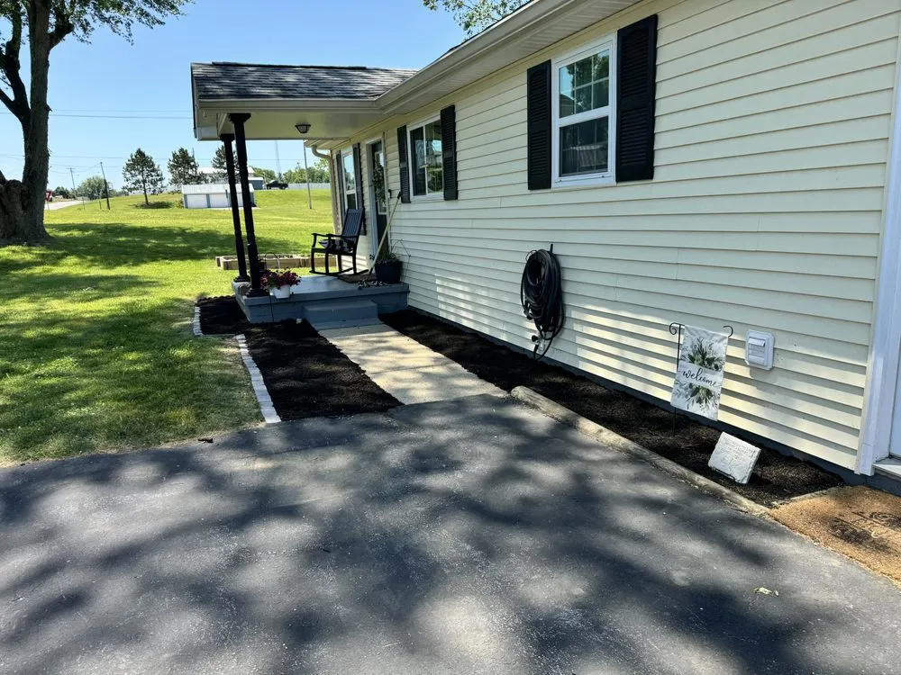 Professional lawn care service in Brazil, IN - Lawn Wizards and Landscaping