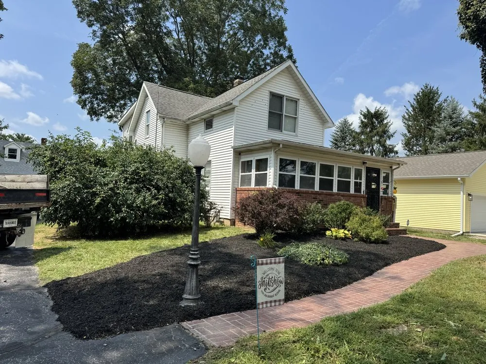 Top-rated landscape design experts serving Brazil, IN - Lawn Wizards and Landscaping