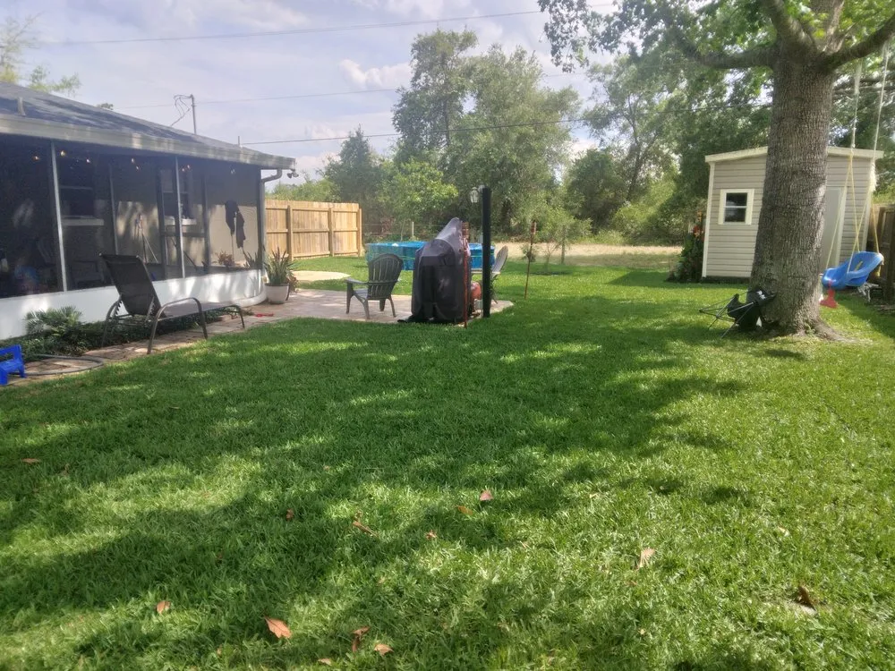 Custom lawn mowing service in Mims, FL - Lawn Work Fast