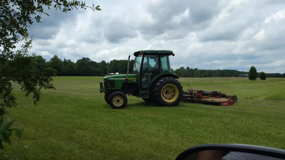 Trusted garden landscaping in Carriere, MS by Lawn Works and Technical Services