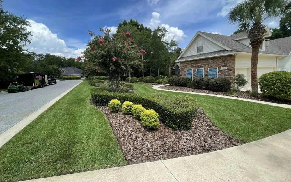 Trusted garden landscaping experts serving Gainesville, FL - Lawn Worx - Alachua County