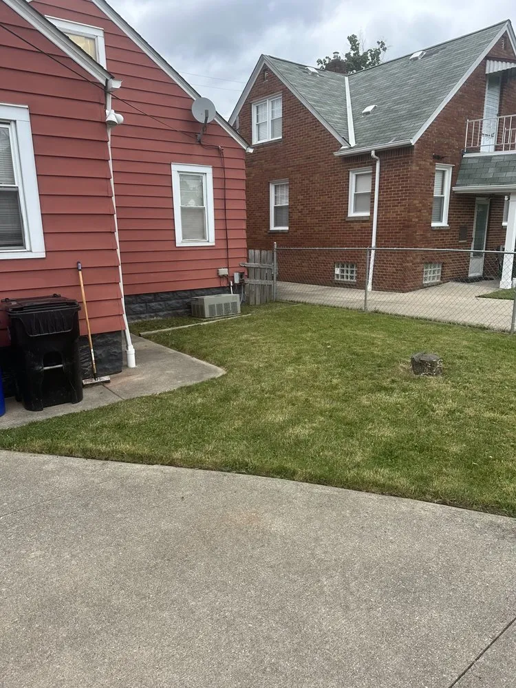 Trusted yard cleanup service in Cleveland, OH by Lawn2Life Landscaping