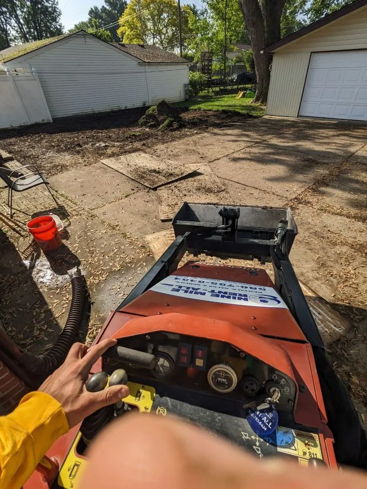 Expert landscaping services for beautiful yards in Grosse Pointe, MI by Lawnade Lawn Care Service