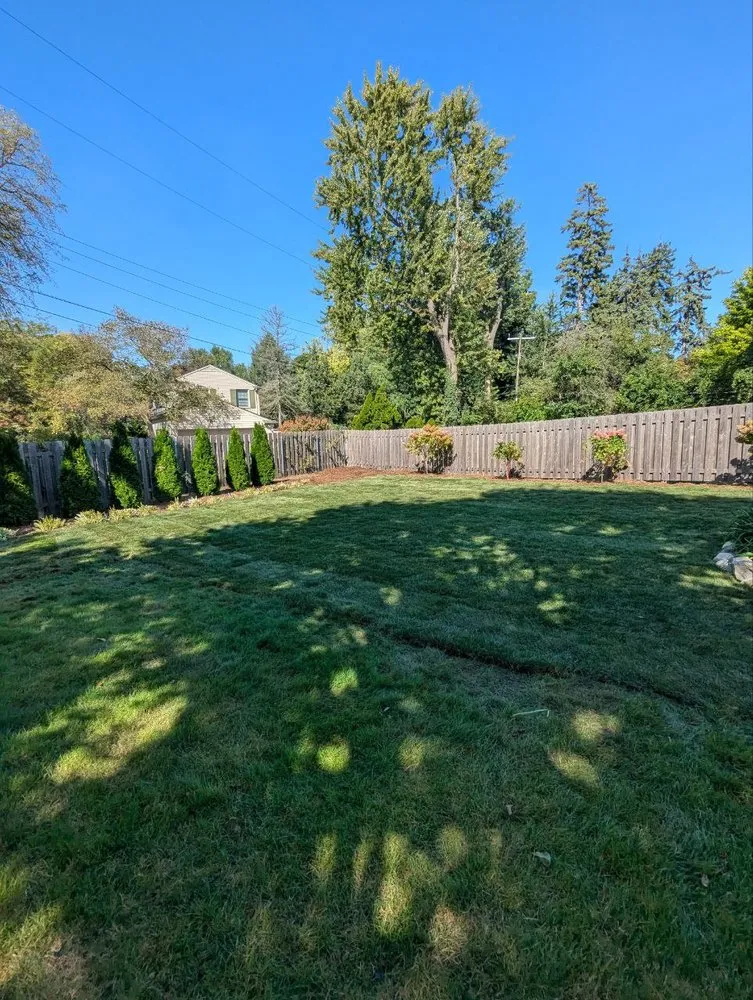 Reliable garden landscaping in Grosse Pointe, MI - Lawnade Lawn Care Service