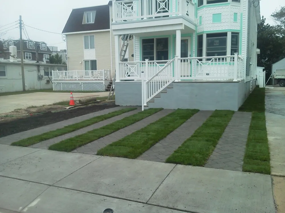 Local yard cleanup service experts serving Egg Harbor Township, NJ - Lawnboys Landscaping Group