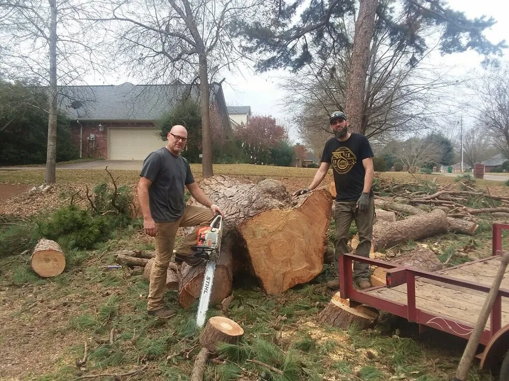 Custom garden landscaping in Palestine, TX by Lawnboyz