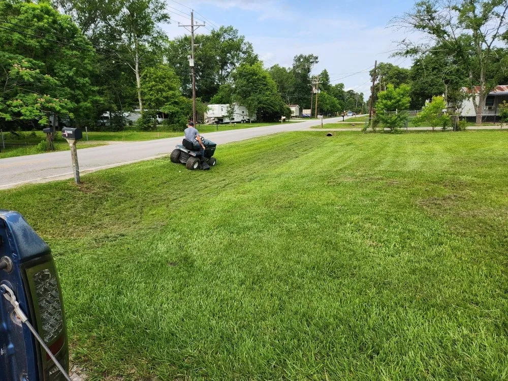 Reliable landscape installation near you across Porter, TX - LawnBugz Landscaping