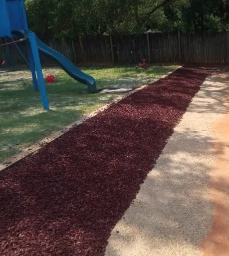 Reliable yard cleanup service in Mobile, AL - Lawnbusters Landscaping