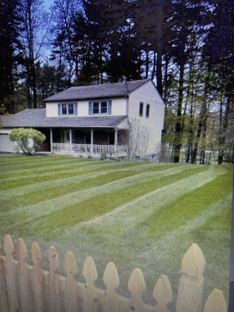 Top-rated garden landscaping in Corinth, NY by Lawncare 518