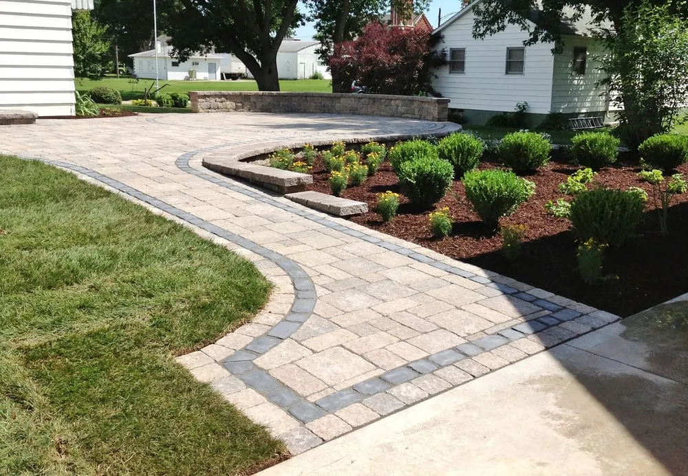 Custom outdoor landscaping experts serving Rockford, IL - LawnCare by Walter