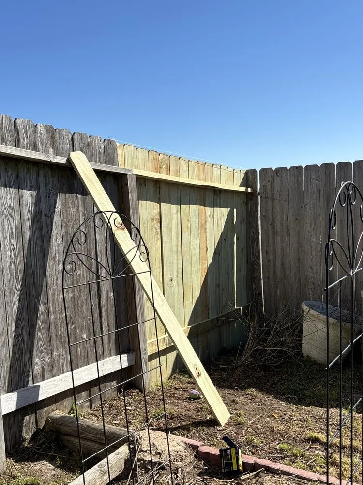 Reliable landscape design in Houston, TX by Lawncare Familiar Services