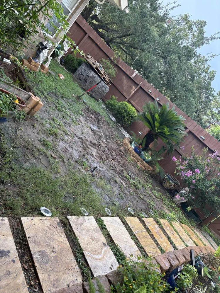 Top-rated landscaping services in Houston, TX by Lawncare Familiar Services