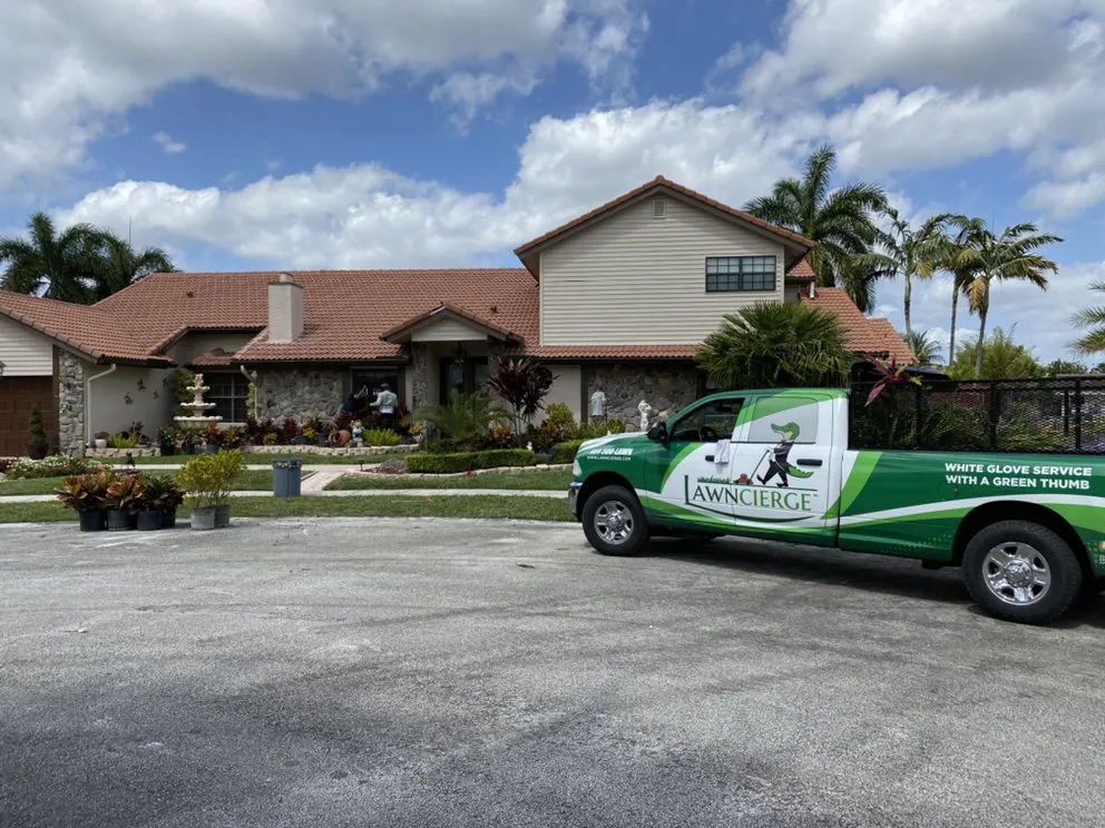 Custom residential landscaping in Southwest Ranches, FL - Lawncierge