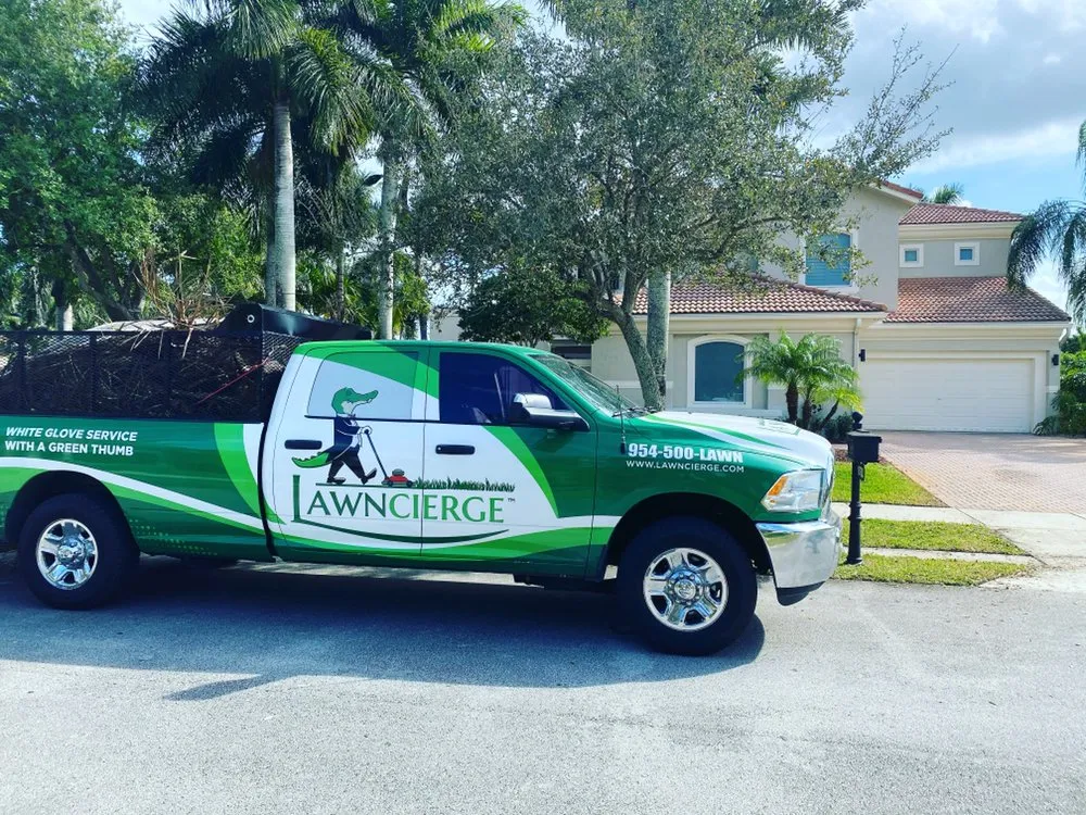 Professional yard cleanup service for outdoor upgrades across Southwest Ranches, FL - Lawncierge