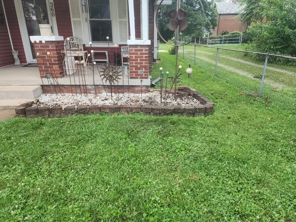 Top-rated outdoor landscaping in Martinsville, IN by Lawn&Garden