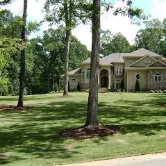 Trusted yard maintenance experts serving Charlotte, NC - Lawngevity Landscaping & Maintenance