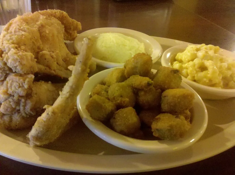 Reliable yard maintenance for beautiful yards in Providence, RI by Lawngevity of RI