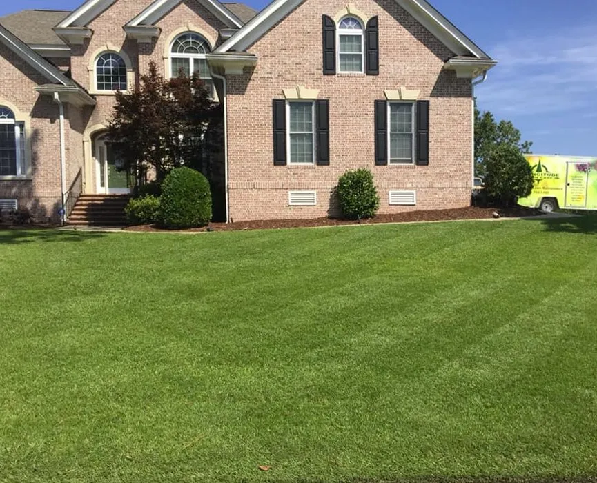 Local lawn care service with custom design across Elgin, SC - Lawngitude Lawn Care