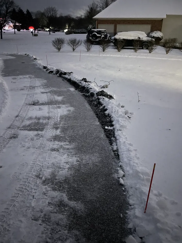 Local lawn mowing service experts serving Novi, MI - LawnGuru