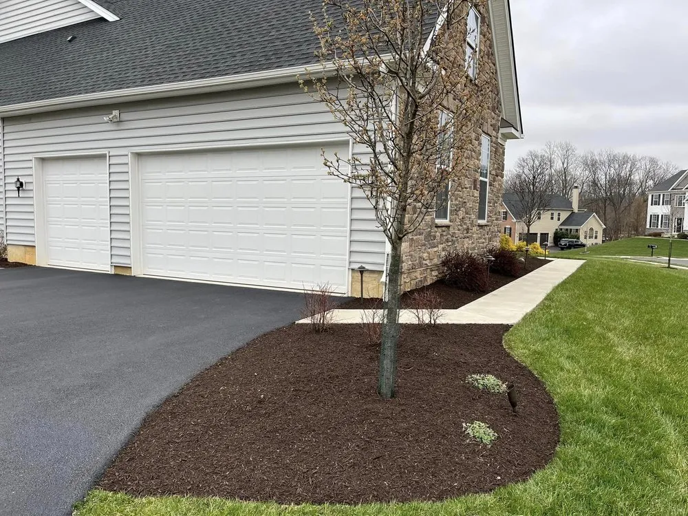 Affordable yard maintenance for residential properties in Bethlehem, PA by Lawnhorn Landscaping