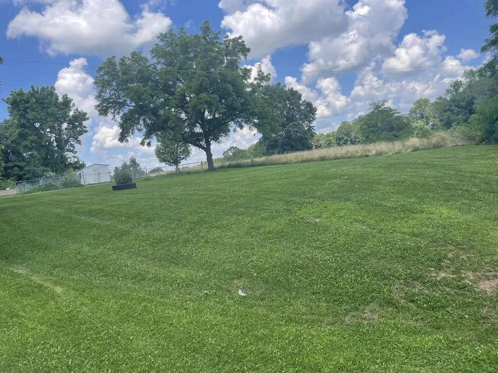 Expert outdoor landscaping in Lincoln, MO - Lawnlegends