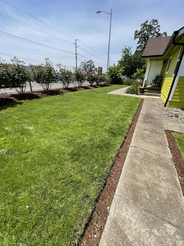 Affordable outdoor landscaping in Portland, OR - Lawnly