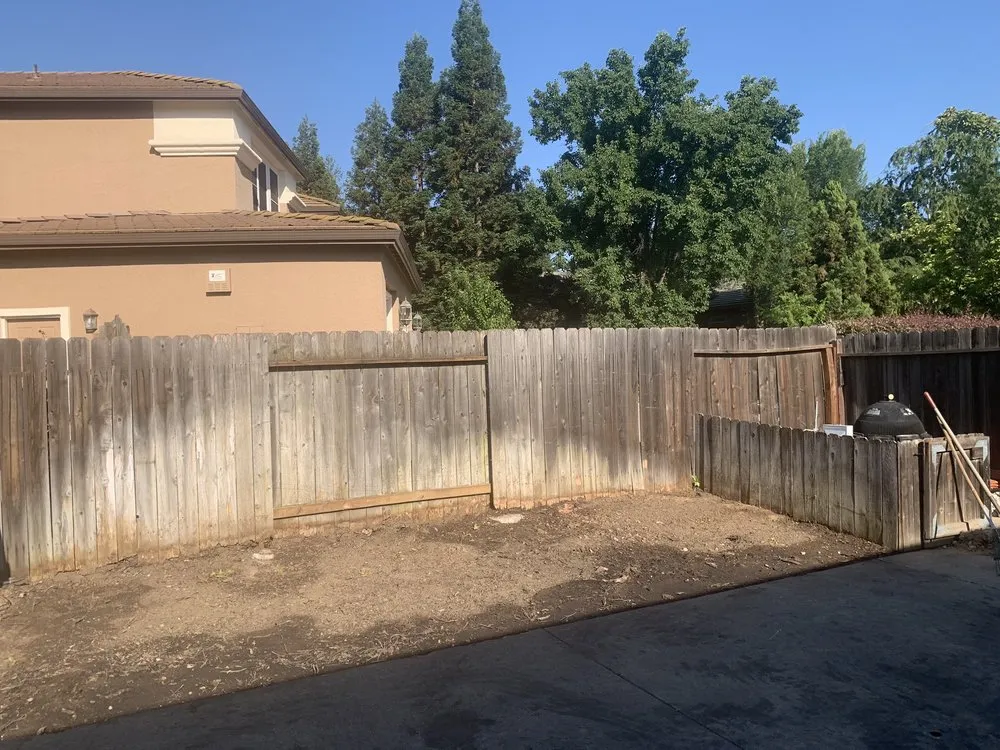 Reliable yard maintenance in Sacramento, CA by Lawnman Landscape