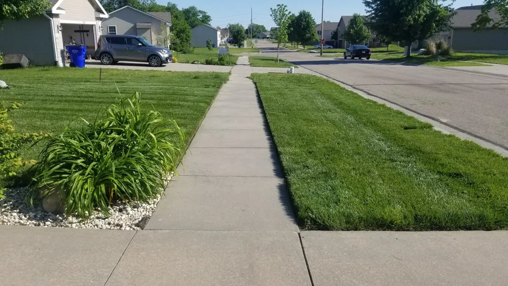 Affordable residential landscaping for year-round maintenance in Monroe, LA by LawnMasters