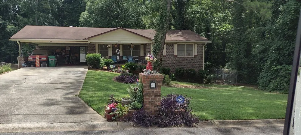 Local residential landscaping in Decatur, GA by LawnMax & Partners