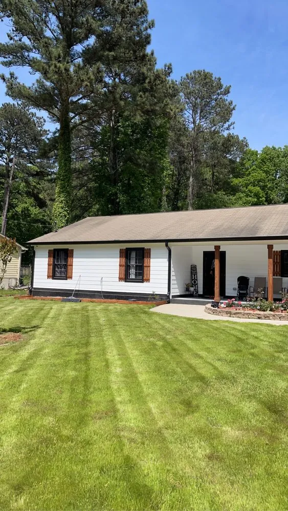 Top-rated garden landscaping experts serving Grayson, GA - Lawnmower Boys