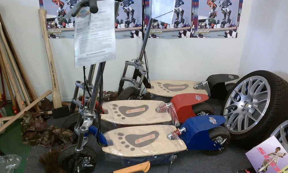 Expert lawn care service experts serving Santa Ana, CA - Lawnmower City