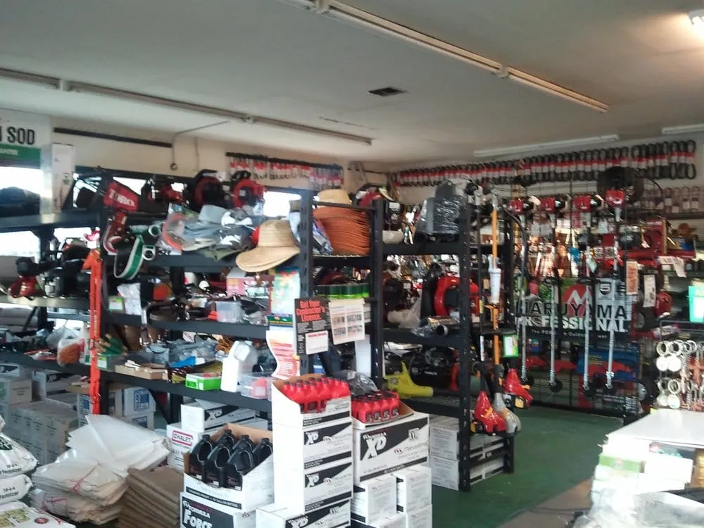 Expert garden landscaping in Santa Ana, CA by Lawnmower City