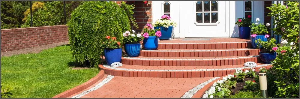 Professional yard maintenance for outdoor upgrades across Oakland Park, FL - Lawnpro Professional Service