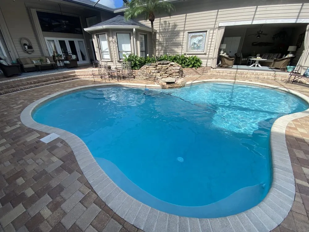 Reliable yard maintenance in Plant City, FL - Lawns & Lagoons