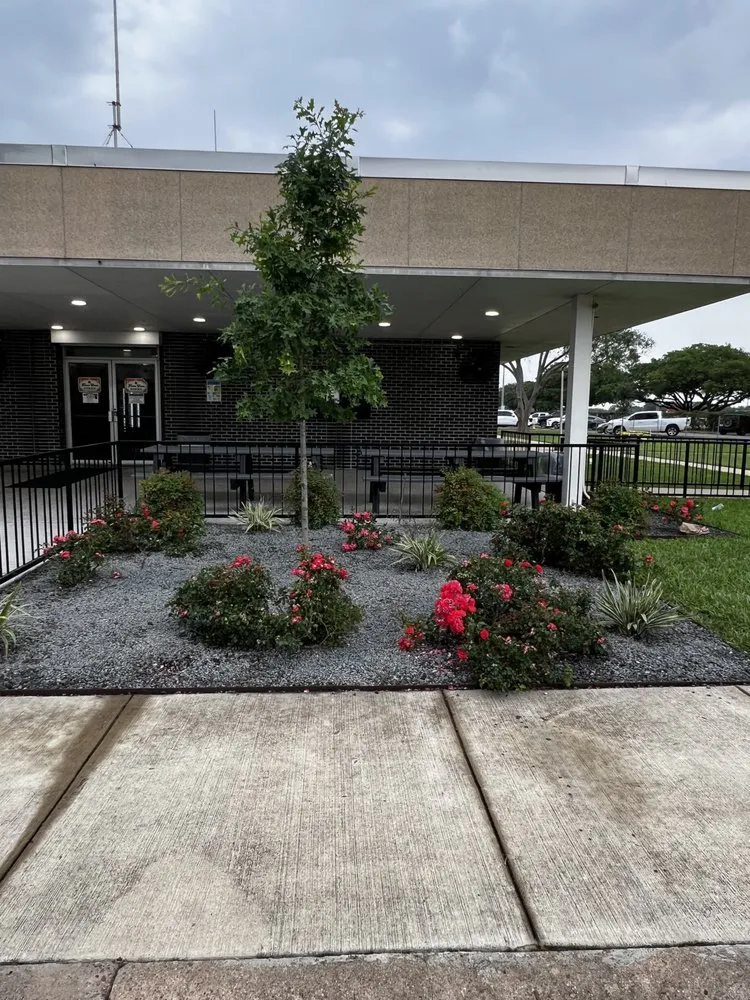 Professional residential landscaping experts serving Seabrook, TX - Lawns & Sprinklers USA