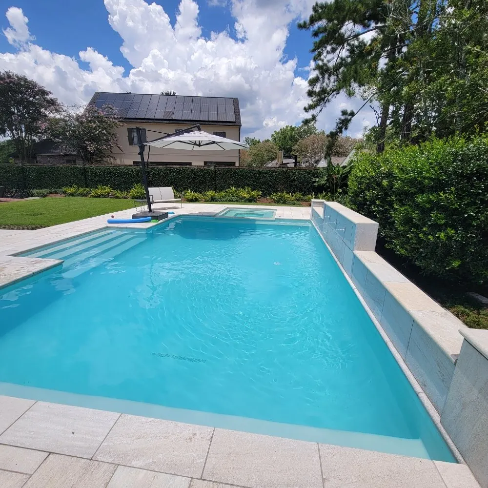 Professional yard cleanup service in Prairieville, LA by Lawns and Lagniappe