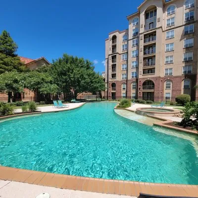 Lawns and Lagniappe Logo