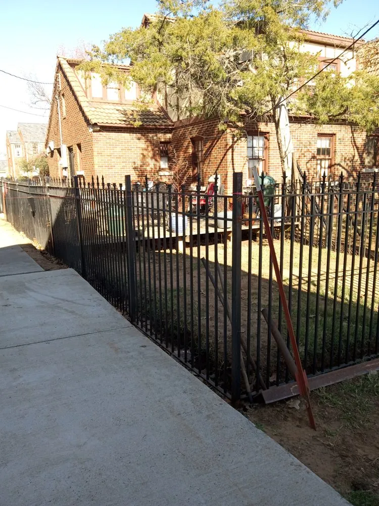 Expert yard cleanup service in Seminole, OK by Lawns and Lots