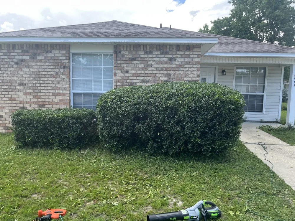 Top-rated landscaping services with custom design in Navarre, FL by Lawns and Stuff