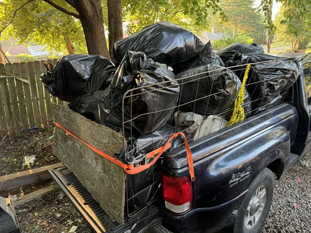 Top-rated yard cleanup service in Saint Joseph, MO - Lawns By Dovel