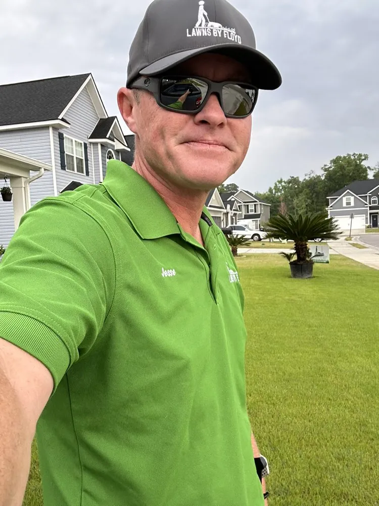 Trusted garden landscaping experts serving Hinesville, GA - Lawns By Floyd