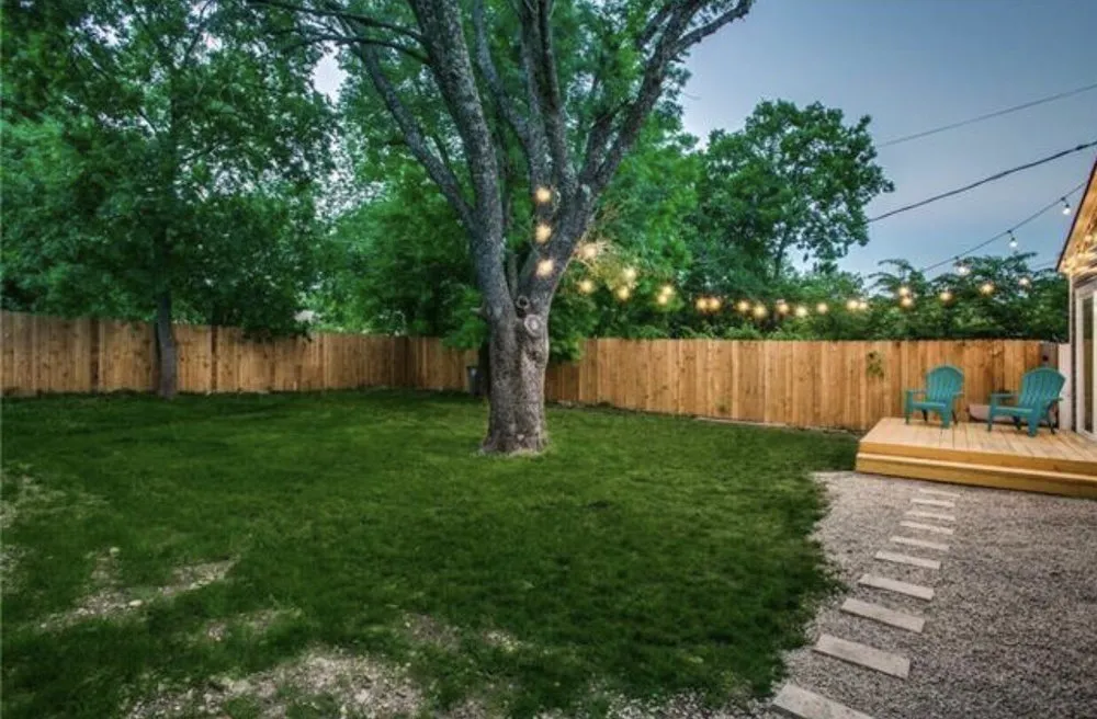 Custom lawn mowing service experts serving Whittier, CA - Lawns By Willis